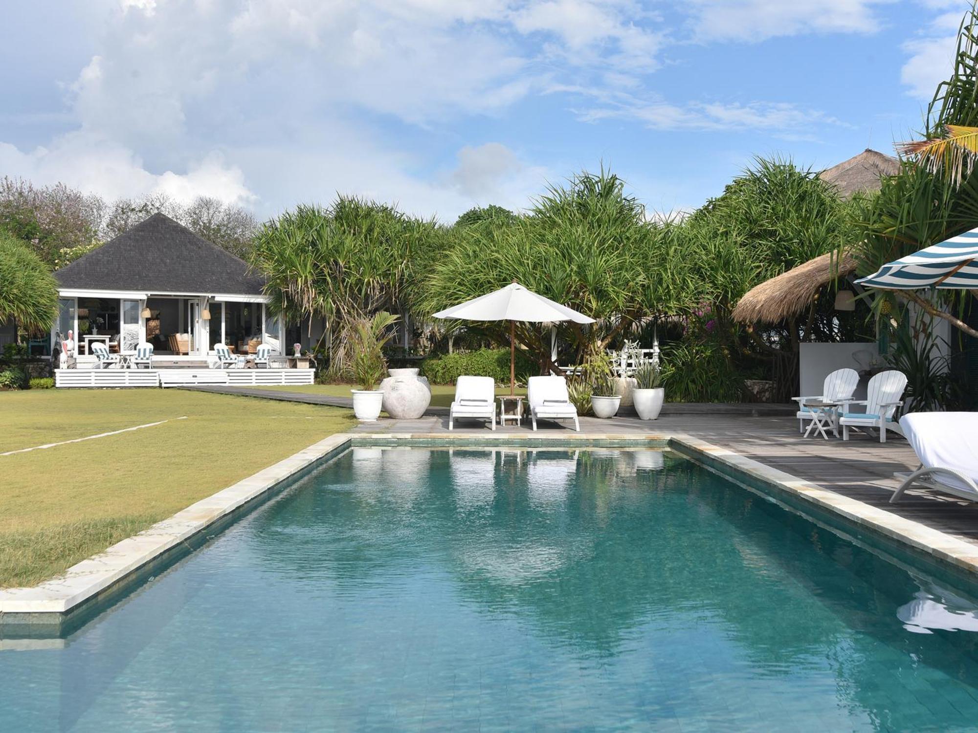 Driftwood Villas Lembongan Экстерьер фото